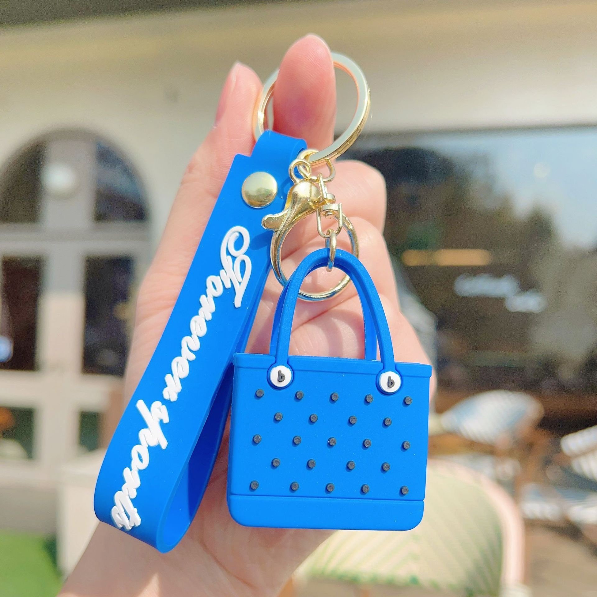 9 colors 3D PVC Silicone seaside big basket Cartoon Bag Cute Car accessories Mini Tote Bags EVA Beach Bag bogg Keychain