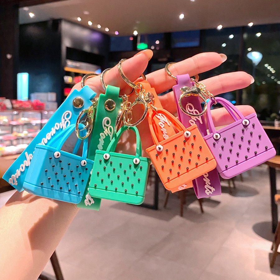 9 colors 3D PVC Silicone seaside big basket Cartoon Bag Cute Car accessories Mini Tote Bags EVA Beach Bag bogg Keychain