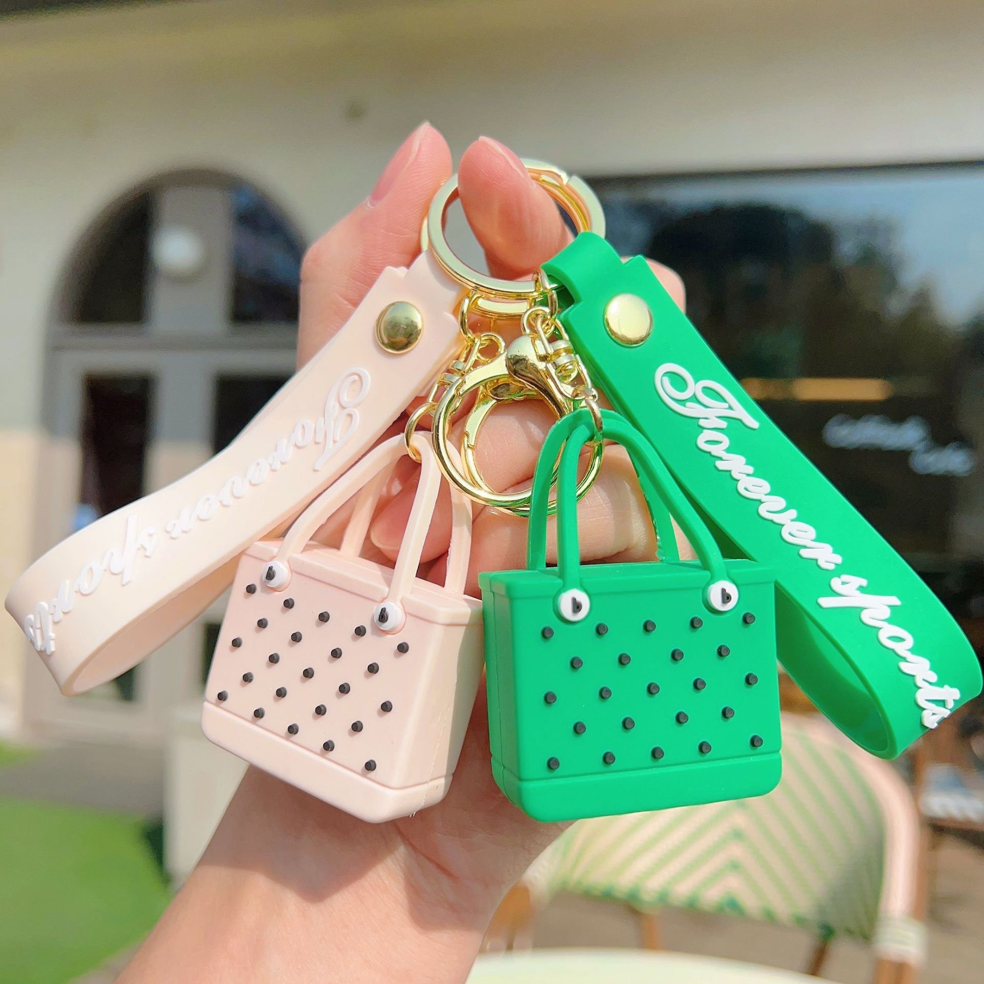 9 colors 3D PVC Silicone seaside big basket Cartoon Bag Cute Car accessories Mini Tote Bags EVA Beach Bag bogg Keychain