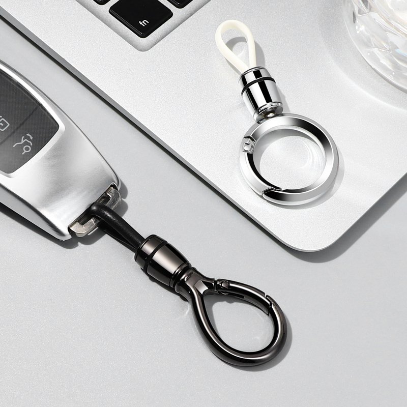 Wholesale Creative key chain good quality metal men's key chain waist hanging Keyring Car Keychains
