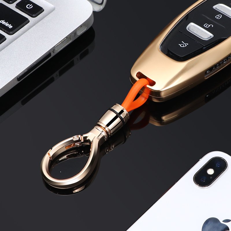 Wholesale Creative key chain good quality metal men's key chain waist hanging Keyring Car Keychains