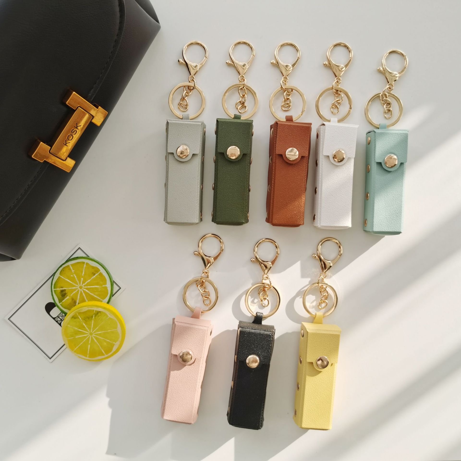 Leather lip gloss holder key chain Portable Chapstick Lipstick Case Clip-on Sleeve Lipstick Keychain Holder Makeup Accessories