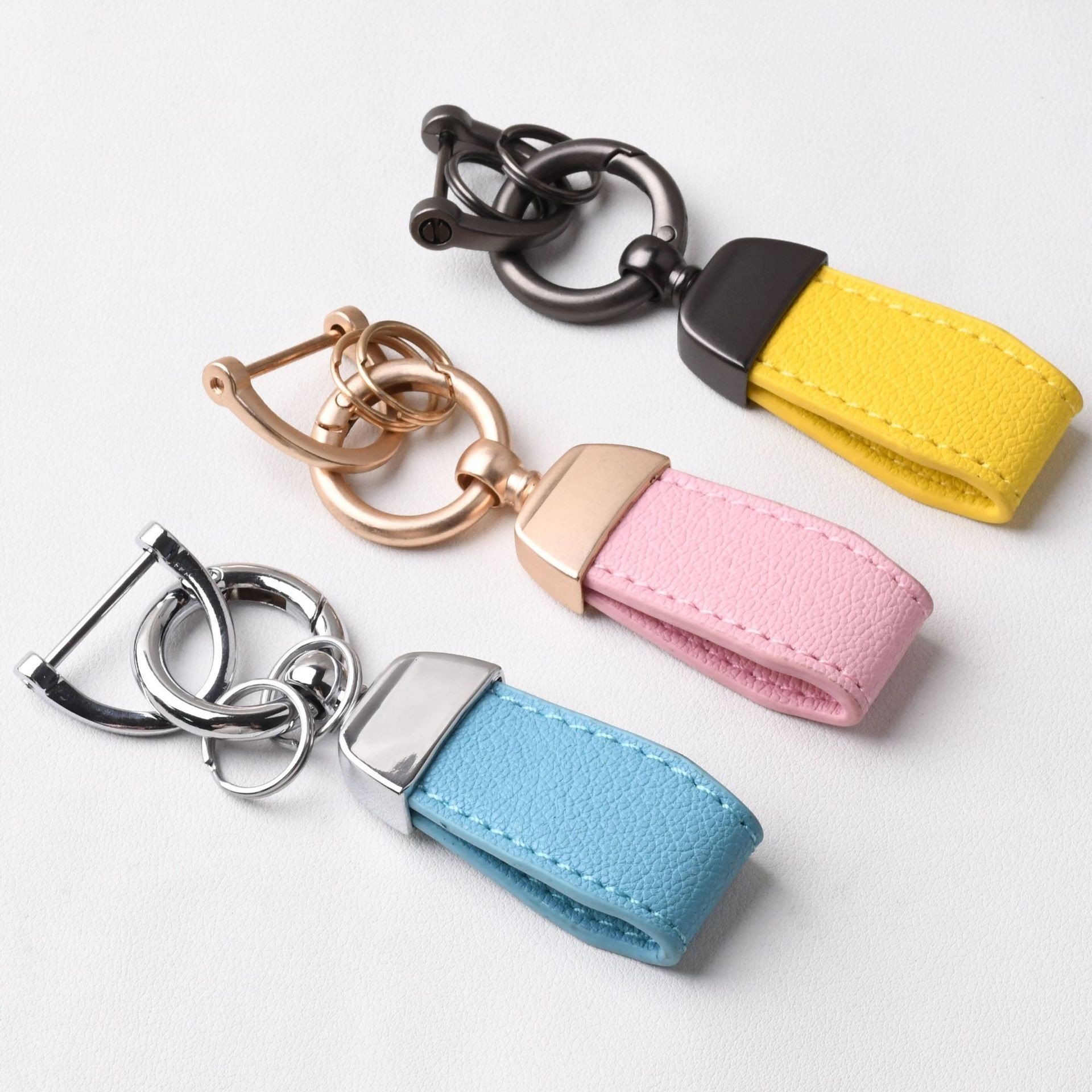 Car key chain with diamond Creative Star key chain high grade net red pendant men and women car accessories