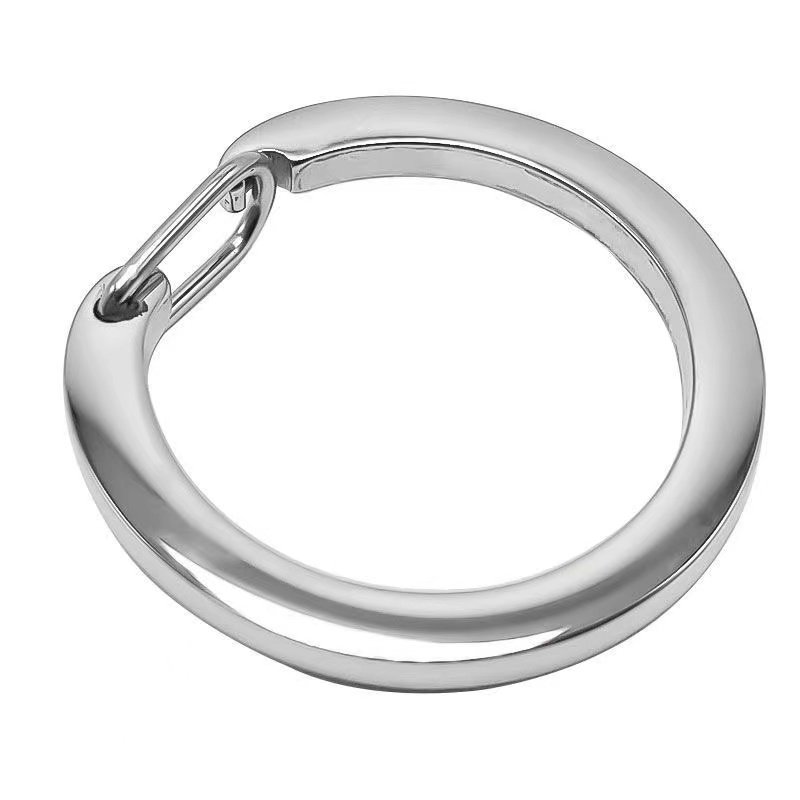 Outdoor titanium alloy keychain creative car key ring men's stainless steel personality pendant ring C-line spring buckle