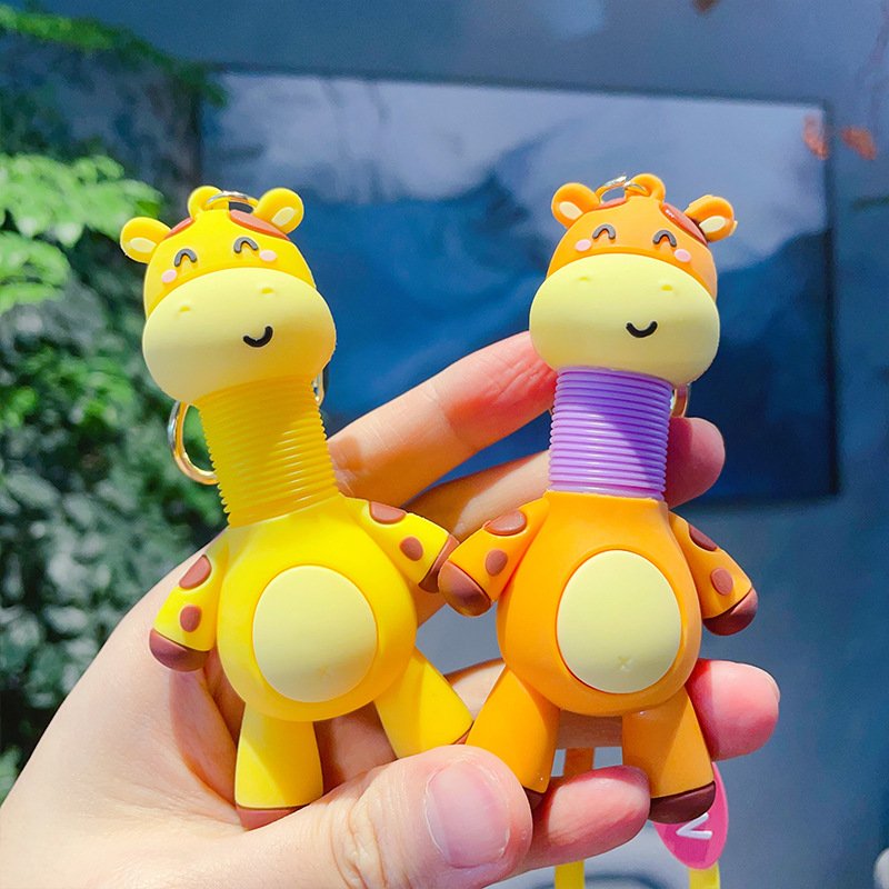 Animal Keychain Cartoon Cute Giraffe Keychain 3D PVC Keyring Funny Stretchy Tube Giraffe toy Key chain Bag Pendant for Kids Gift