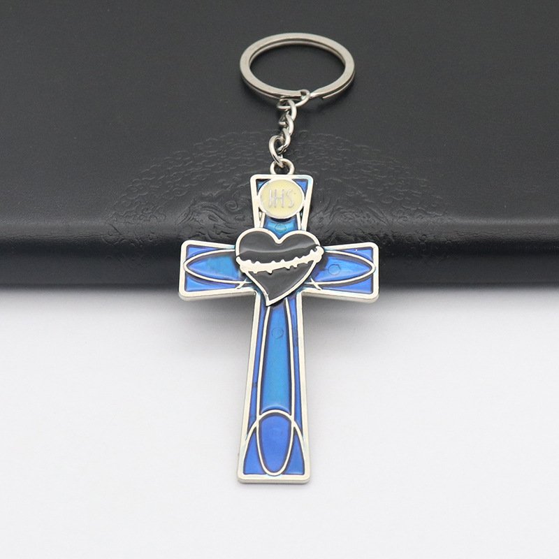 KOMI Hot Sale Enamel Cross Car Key Chain Pendant Hypoallergenic Heart Corss Keyrings HandCraft Keychains for Car Bag Accessories