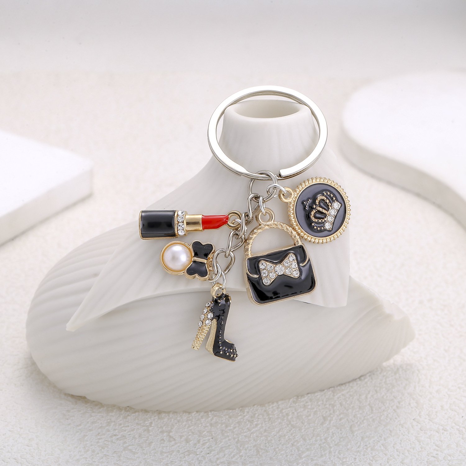 Cute mini Lipstick Keychain Luxury Handbag high heels Crown Enamel Key chains Women Bag charm Pendant Car Keyring Girly Keychain