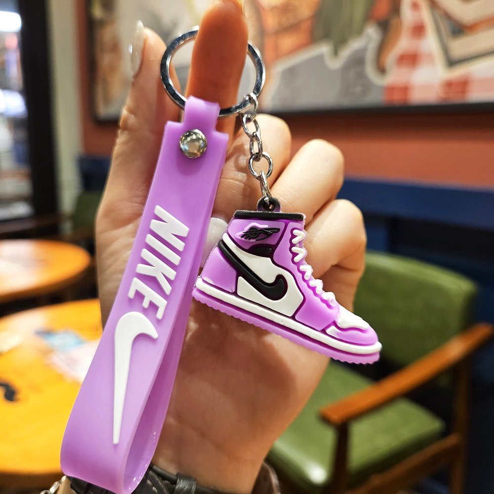 yuwei Shoes 3D Three-Dimensional Keychain Pendant Couple Sneakers Doll Ornament Internet Celebrity Key Chain sneaker keychain
