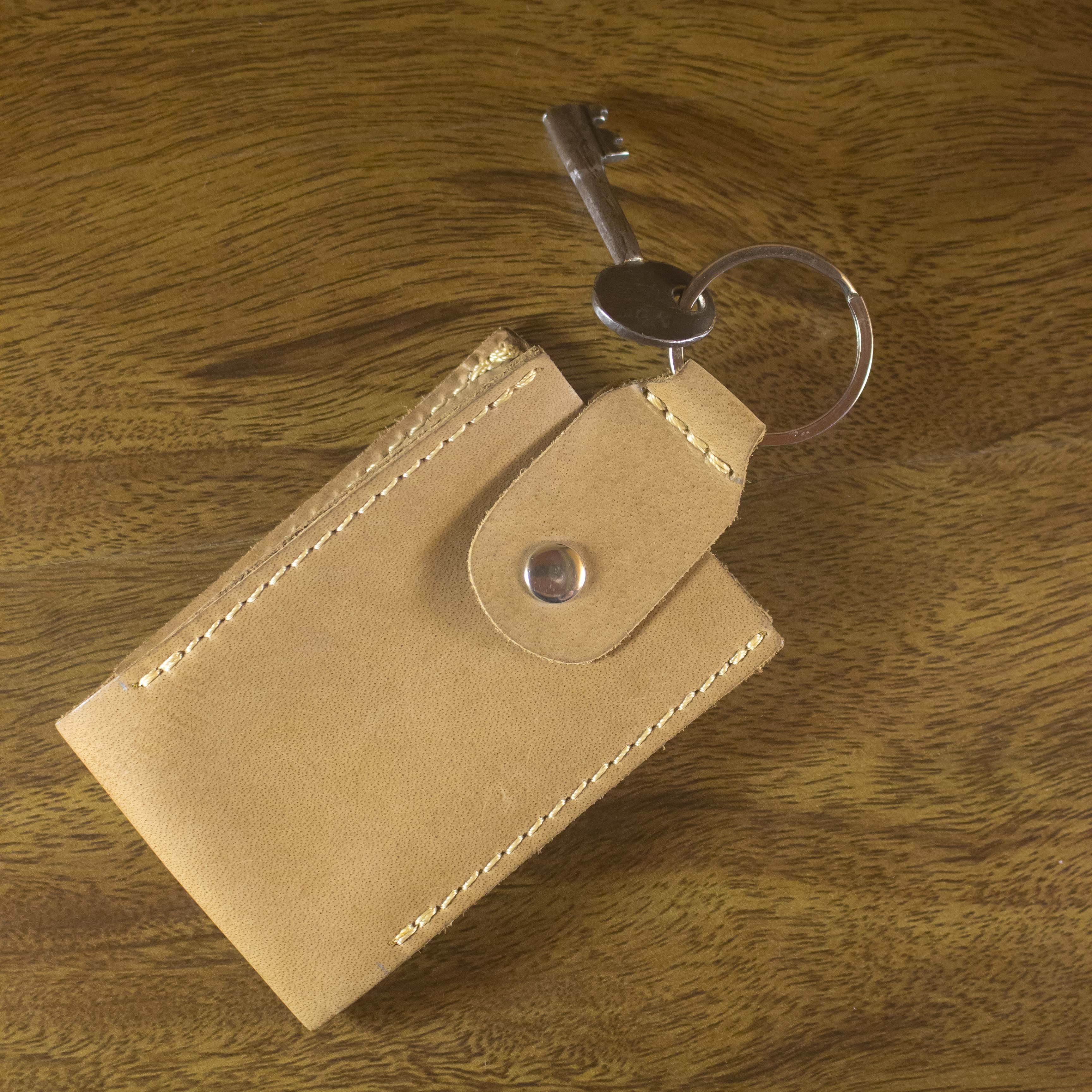 Factory Wholesale Bulk Leather Keychains Card holder Keyring leather car key holder for men