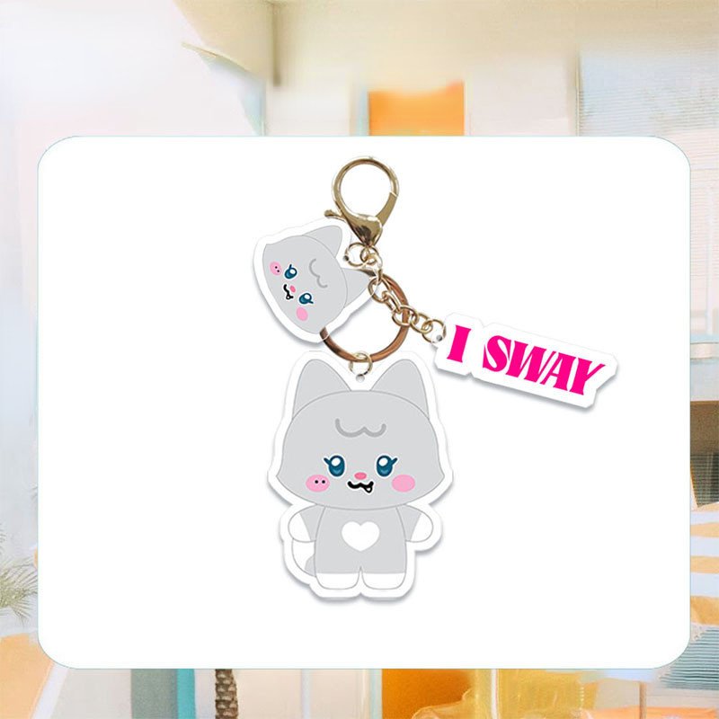 New Kpop GIDLE I SWAY Acrylic Keychain Cartoon Car Bag Pendant Keychains Key Ring Holder Jewelry Accessories Fans Collection