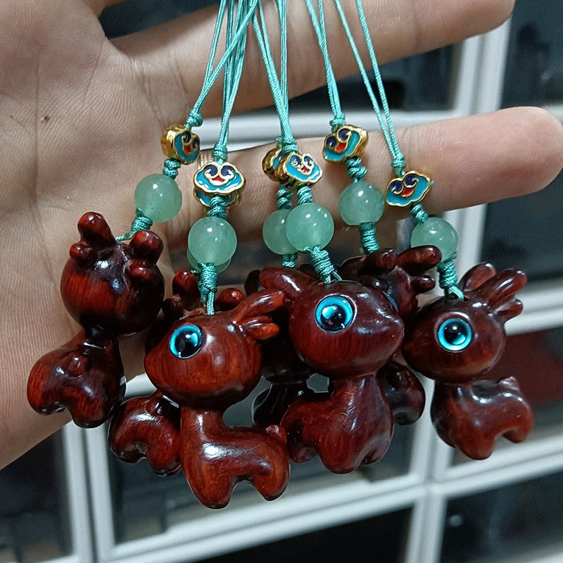 Wholesale Promotional Gift Girls Car Key Chain Cute Animal Keyring Lovely Bag Charm Accessory Women Wood Deer Bag Charm Keychain