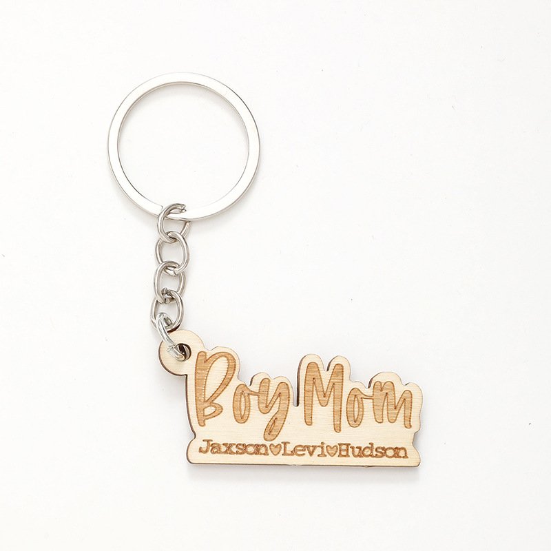 Wooden keychain gift creative small pendant mother letters Europe and the United States laser engraved car bag key chain pendant
