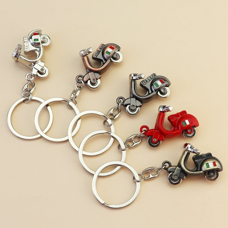 Shiny New Mountain Motorcycle Keychain 3D Cool Motorbike Helmet Keyring Car Key Pendant Bag Charm Accessories Key Chain For Man