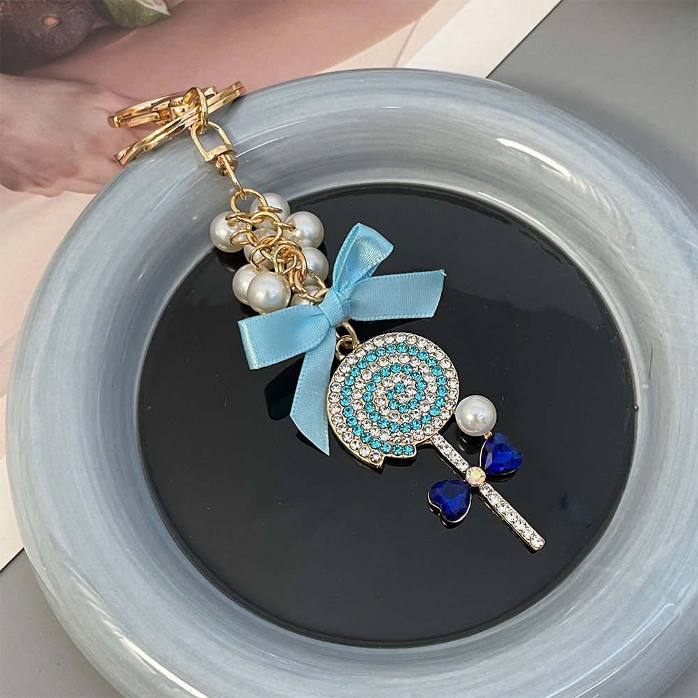 2024 New Arrival Keyring Shiny Rhinestone Cute Bowknot Women Car Key Chain Gold Plated Bling Crystal Lollipop Pendant Keychains