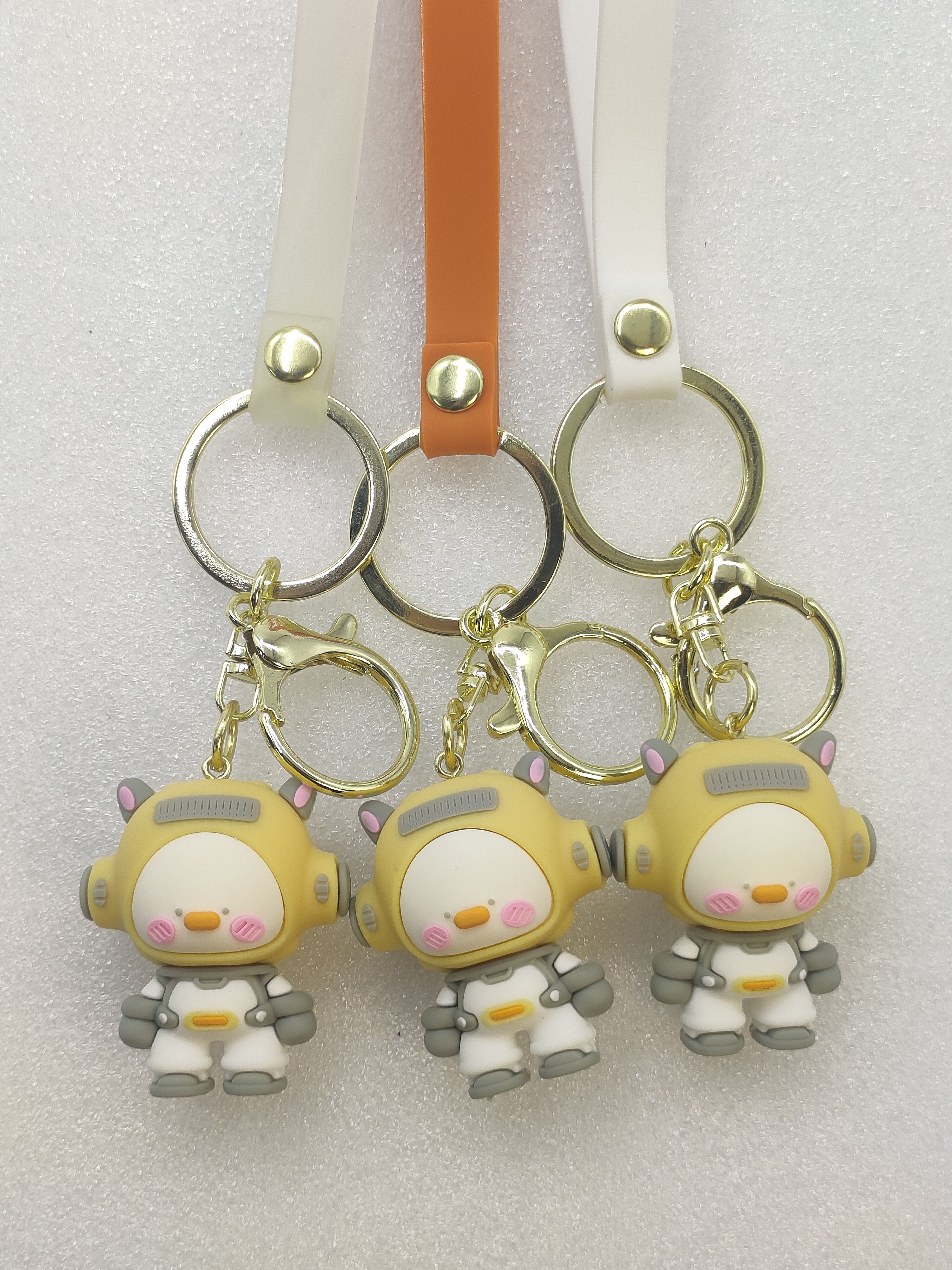 Custom Wholesale cute Cow doll key chain 3D Cartoon PVC Key yellow key charm cartoon on bag keychain 3D Soft Anime PVC Keychain