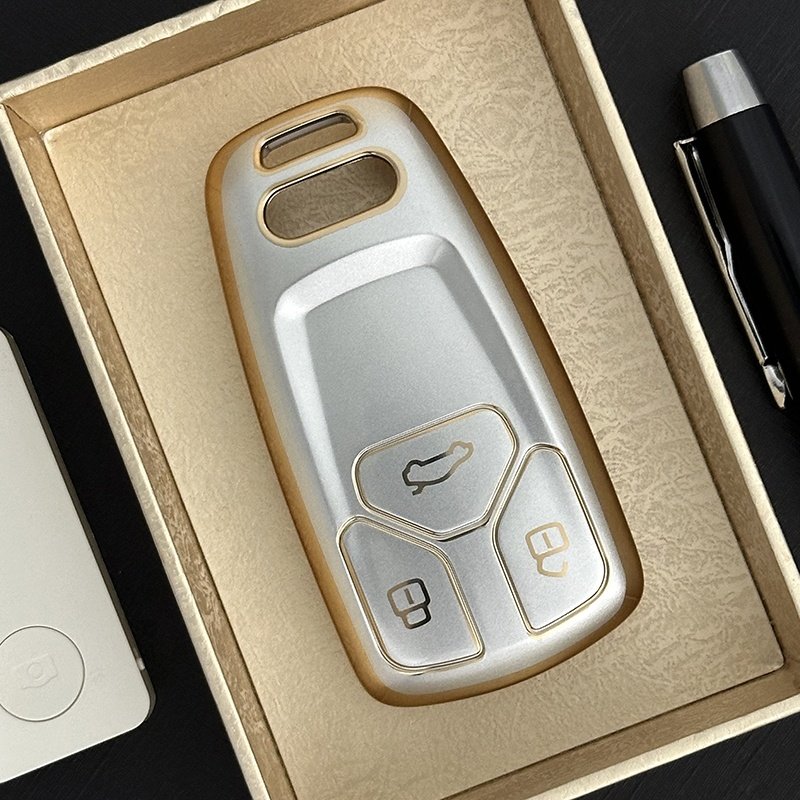 TPU luxury Soft TPU 3 buttons Gold key case Key cover with Keychain Accessories for Audi A4 B9 A5 S5 Q5 SQ5 Q7 SQ7 Key Fob Cover