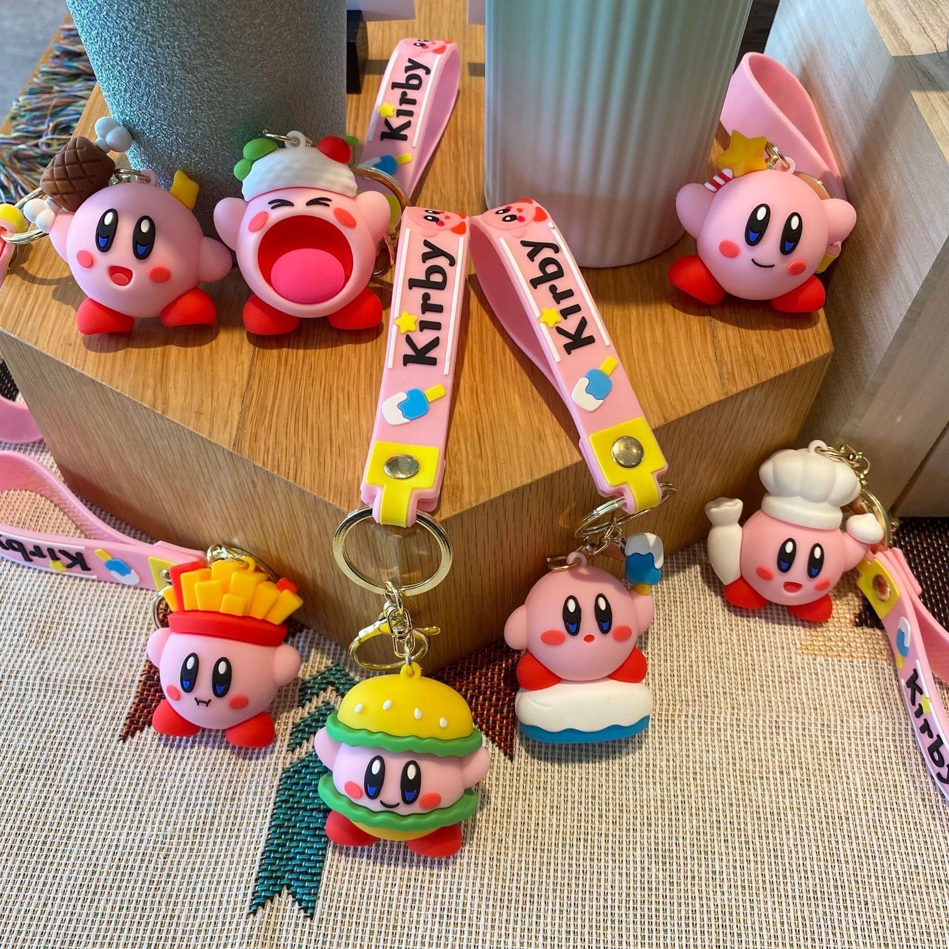 2024 New Lovely Burger Kirby French Fries Kirby Keychain Pendant 3D Bags Car KeyRing Hanging Accessories Gifts Wholesale