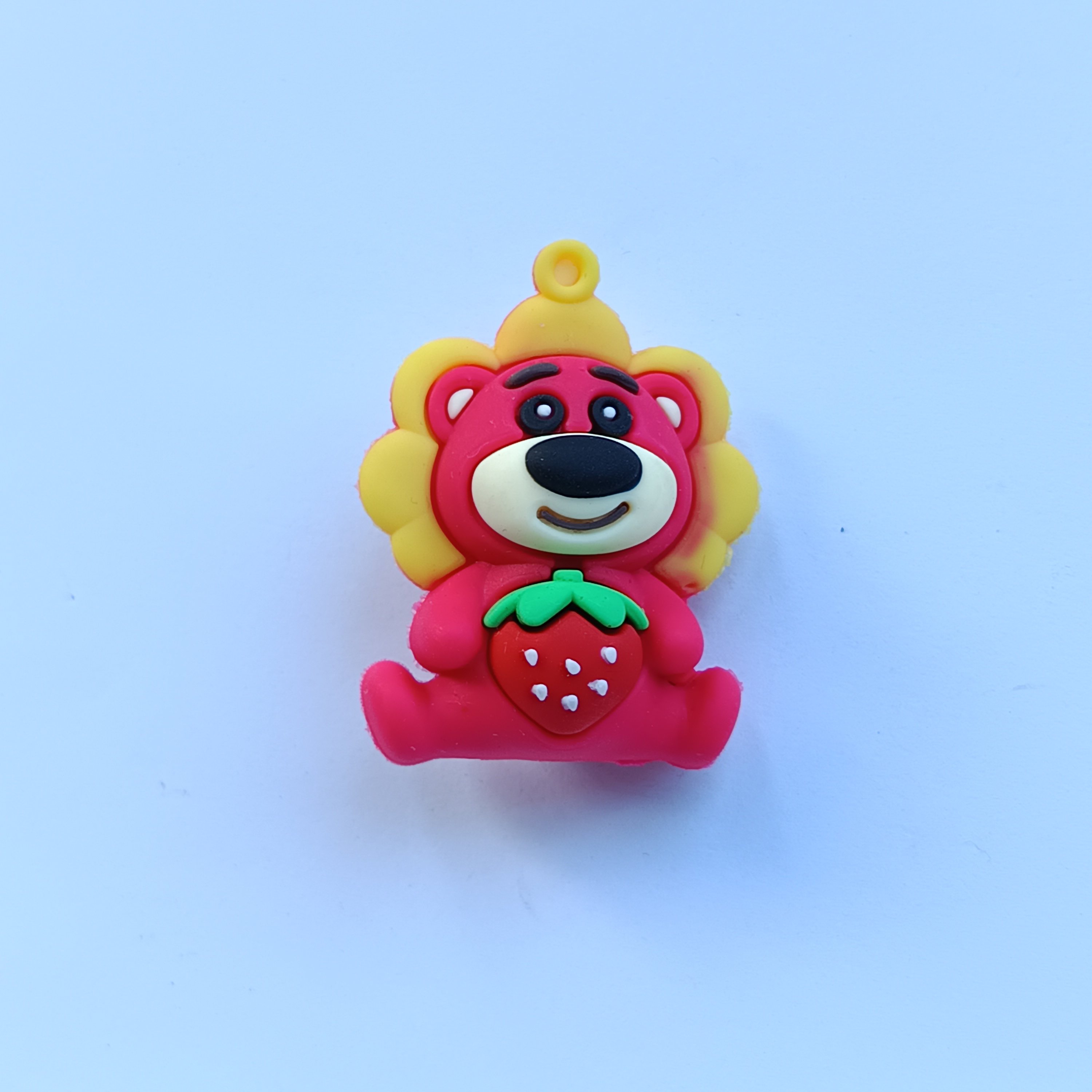 Factory Customization wholesale PVC New cute cartoon Strawberry Small Bear keychain doll key ring accessories Car Pendant