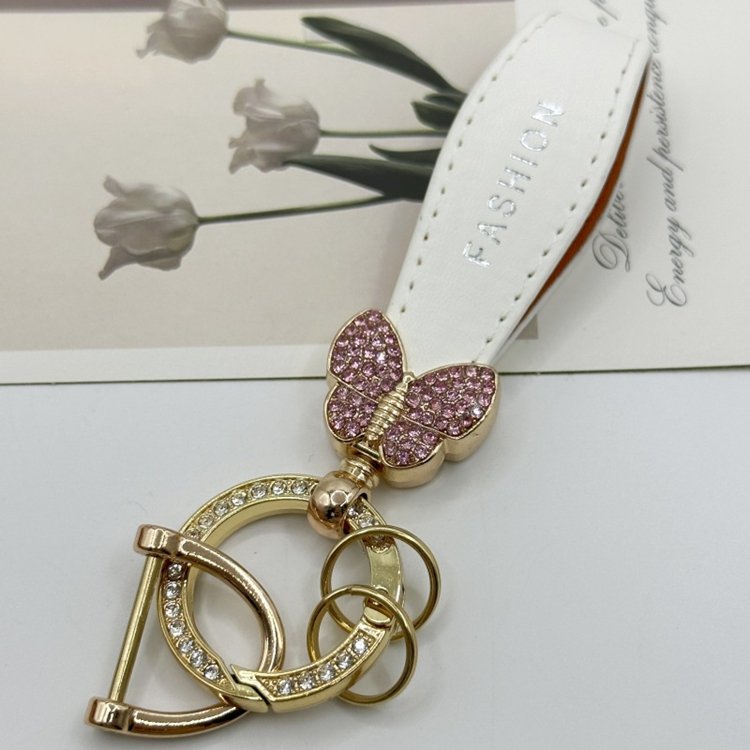 Manufacturer Car key chain pendant Diamond key ring metal luxury keychains