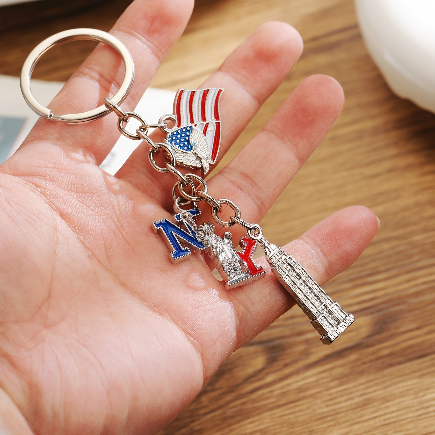 Customized Patriotic Statue of Liberty & Empire State Building Metal Keychain Zinc Alloy