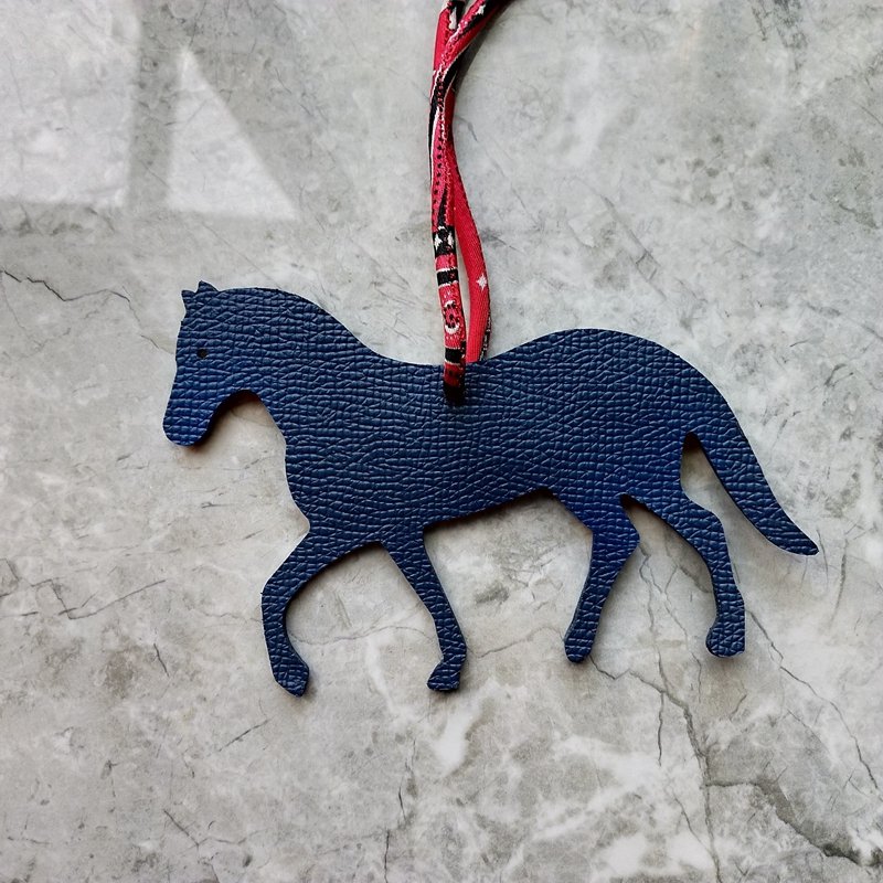 Wholesale Luxury Handmade Leather Horse Keyring Animal Key Chain Women Bag Charm Pendant Accessories Horse Keychain