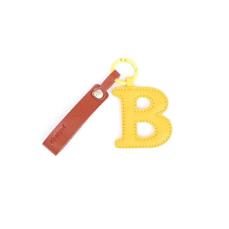 Wholesale Custom Creative Leather A-Z Letter Keychain Pendant Car Keychain Bag Accessories PU 26 letter pendant jewelry gifts