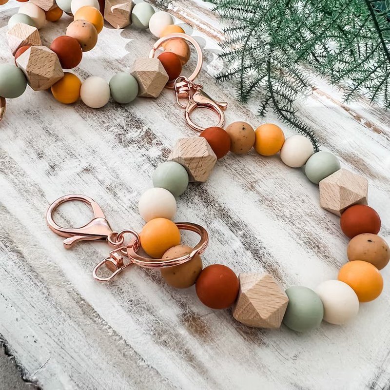 Fall Silicone Wood Beads Wristlet Keychain Beaded Bangle Bracelet Keychain For Bag Car Holder Key Ring Accessory