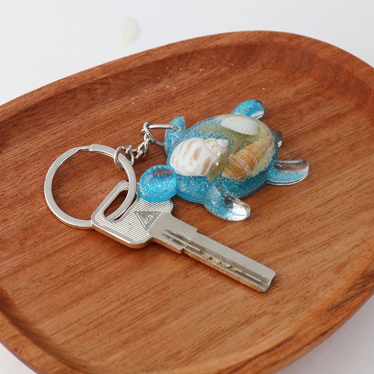 Sea Turtle Key Chain Real Ocean Animals Jewelry Epoxy Purse Car Keyring Resin Keychain Accessories for Women Girl