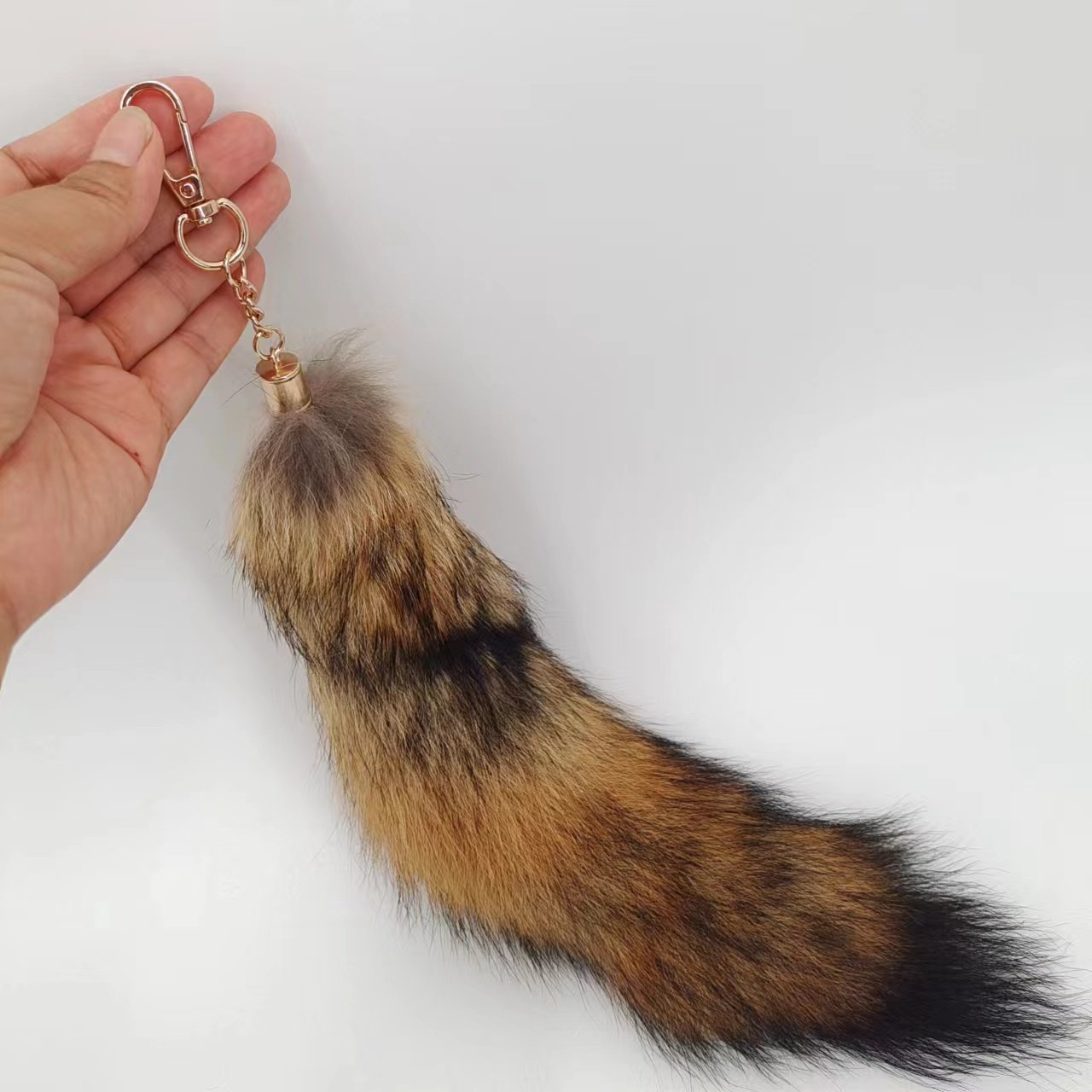 2024 Cute Wolf Fox Tail Fur Car Keychains Fluffy Pompom Pendant Key Ring Holder Women Men's Other Clothing Accessories Gift