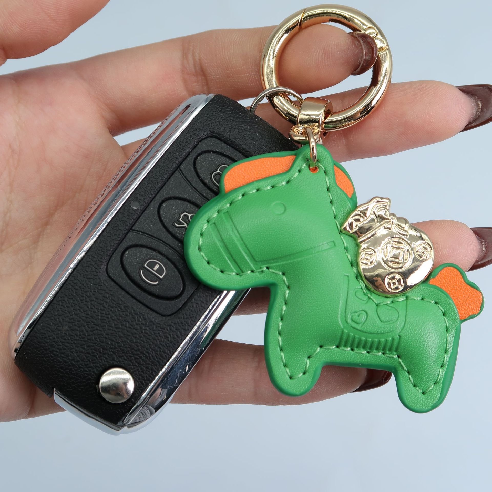 Creative Pony Car Keychain Mini Book Bag Bag Pendant Exquisite Leather Female Pony Lock Key Chain Gift