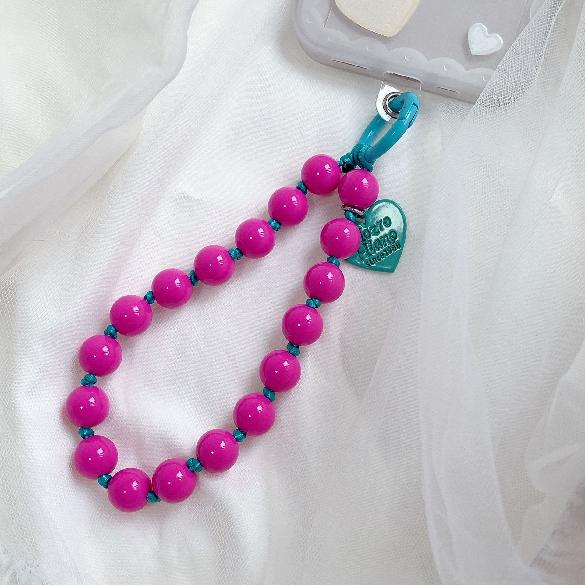 2024 Hot Sale Girls Hot Pink Beaded Keyring Cute Heart Charm Women Handbag Decoration Car Key Holder Colorful Beads Keychains