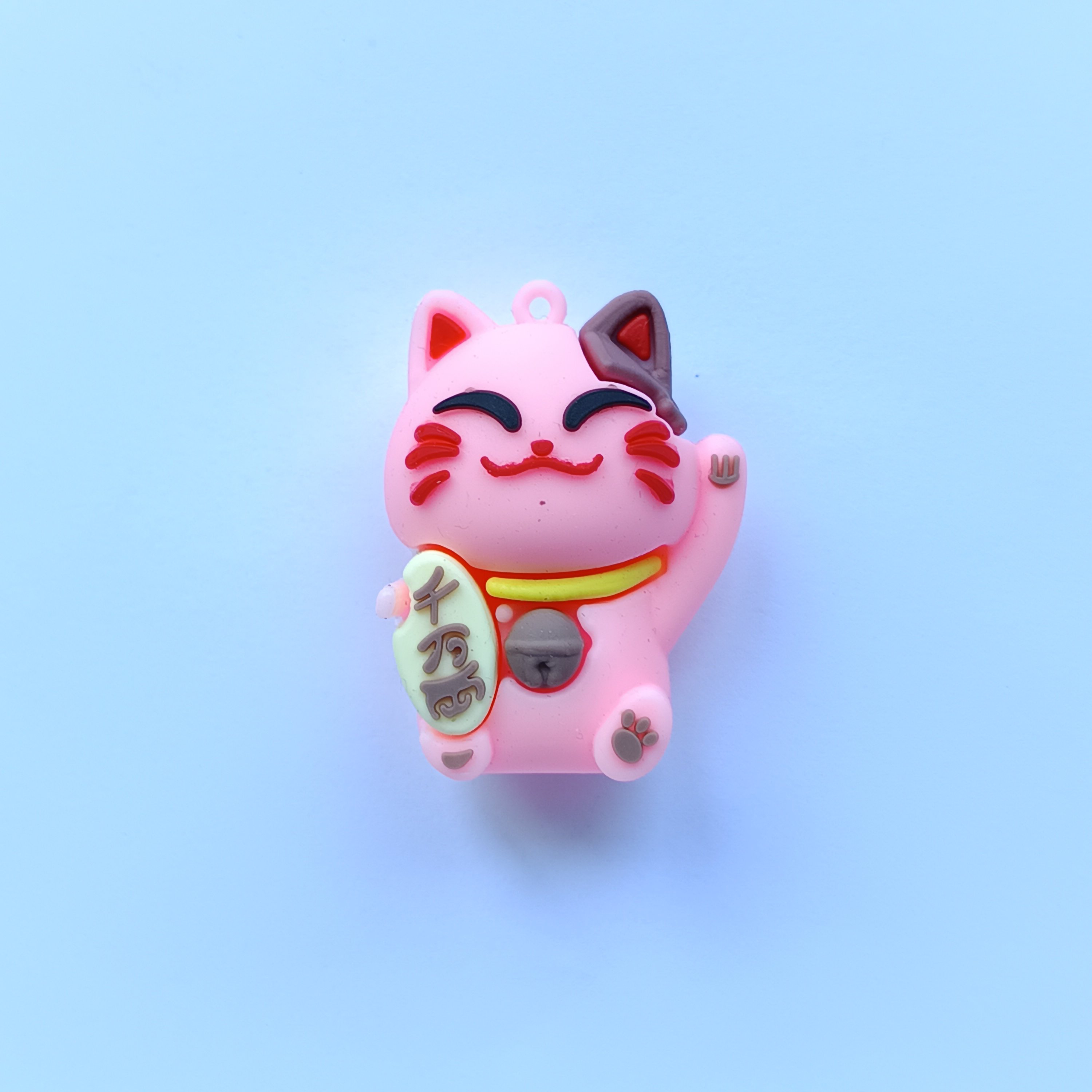 Factory Customization wholesale PVC cartoon cute animal Auspicious lucky cat keychain doll key ring accessories Car Pendant