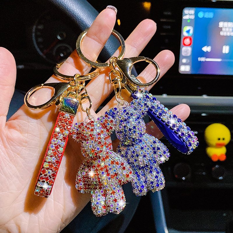 Bling Bling Rhinestone Bear Car Fob Key Pendant Bag Hanging Ornaments Creative Diamond-encrusted Bling Baby Bear Keychain