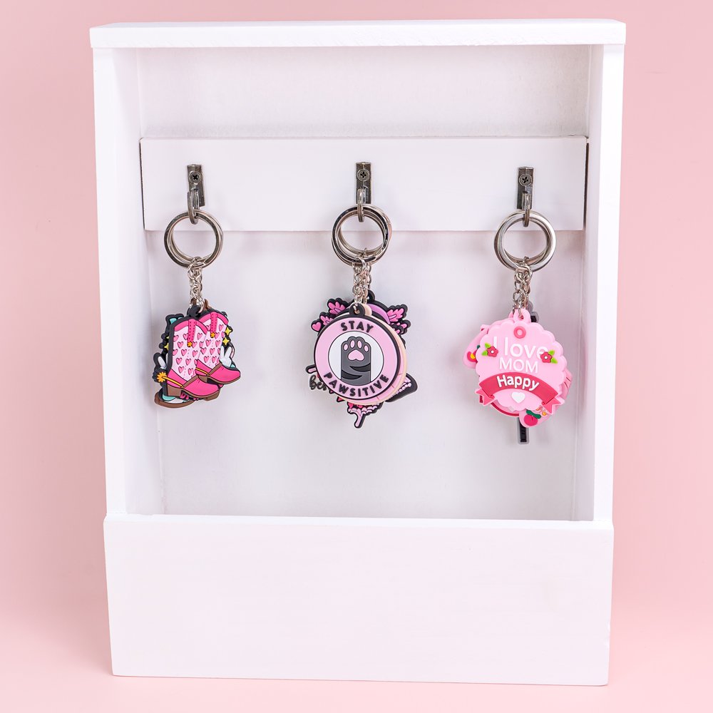 wholesale custom pink 2 keychain cartoon figure keyrings movie key chains cute key holder