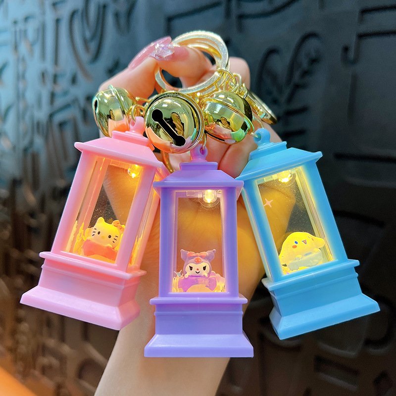 Xinxing Creative Cute luminescence Keychain With Car Key Chains Keyring Pendant Accessory Birthday Festival Gift for Couple