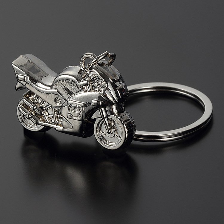 Creative Personality Stereo Simulation Heavy Motorcycle Metal Key Ring Men's Car Keychain Accessories