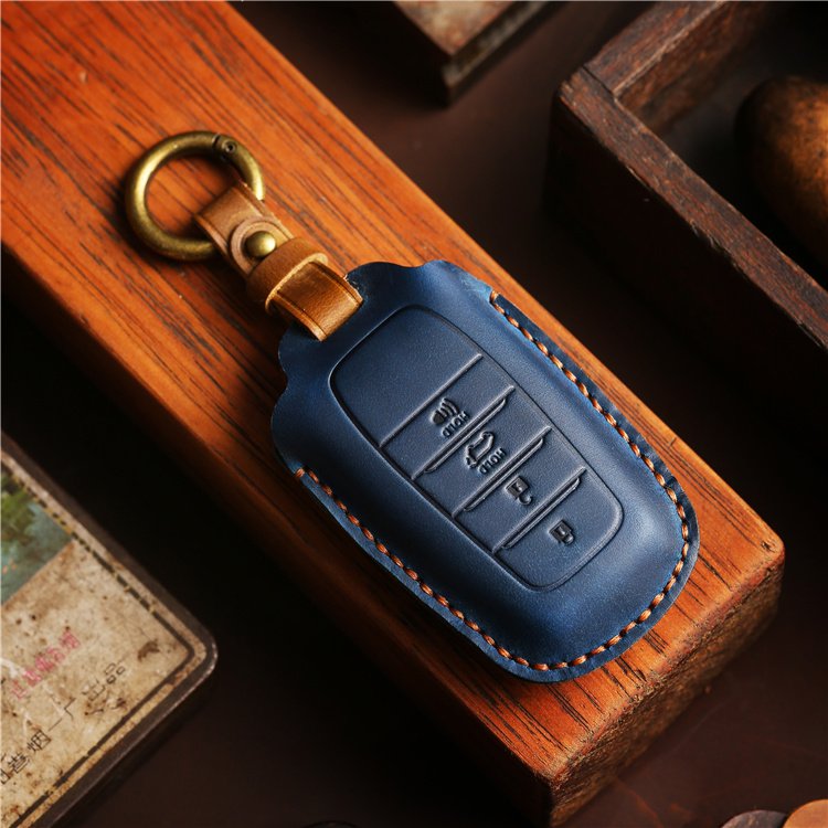 Hand Sewing Leather Car Key Case Cover for Toyota Camry RAV4 Avalon C-HR Prius Corolla Car Key Shell with Keychain