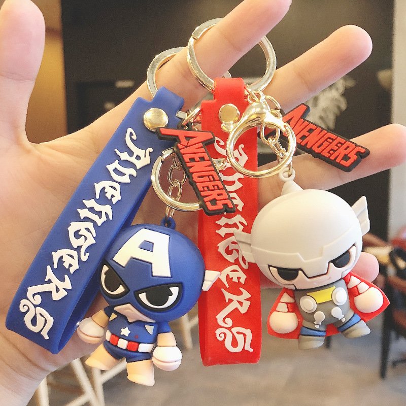 boys Pendent Key Ring self defense keychain car key anti-lost super hero marvel animation stock key chain wristlet accessories