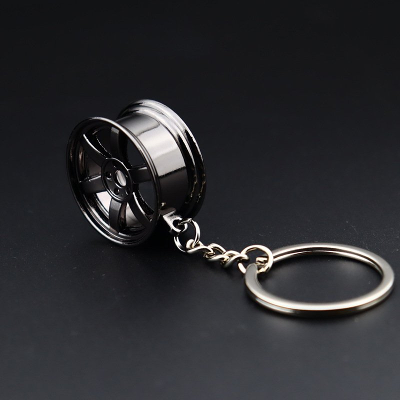 Wholesale Metal Car Parts Accessories Key chain Luxury Car Wheel Hub Alloy Keychain with Brake Disc Pendant Key ring
