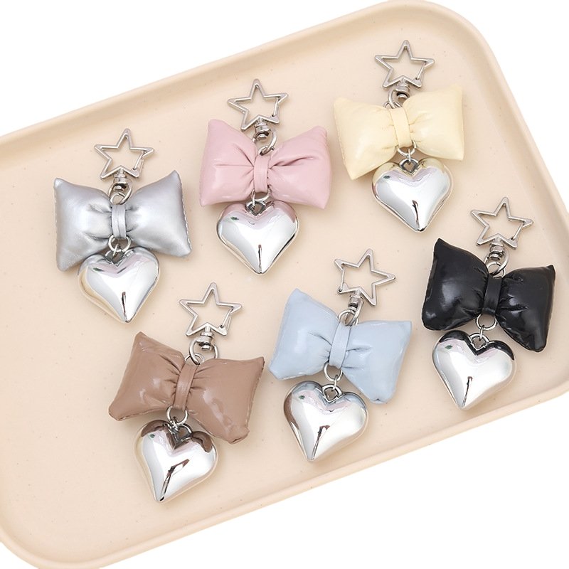Handmade Leather bowknot Keychain Leather Bow Key chains Cute Bag phone Charm Pendant bowknot heart keychain women Heart Keyring