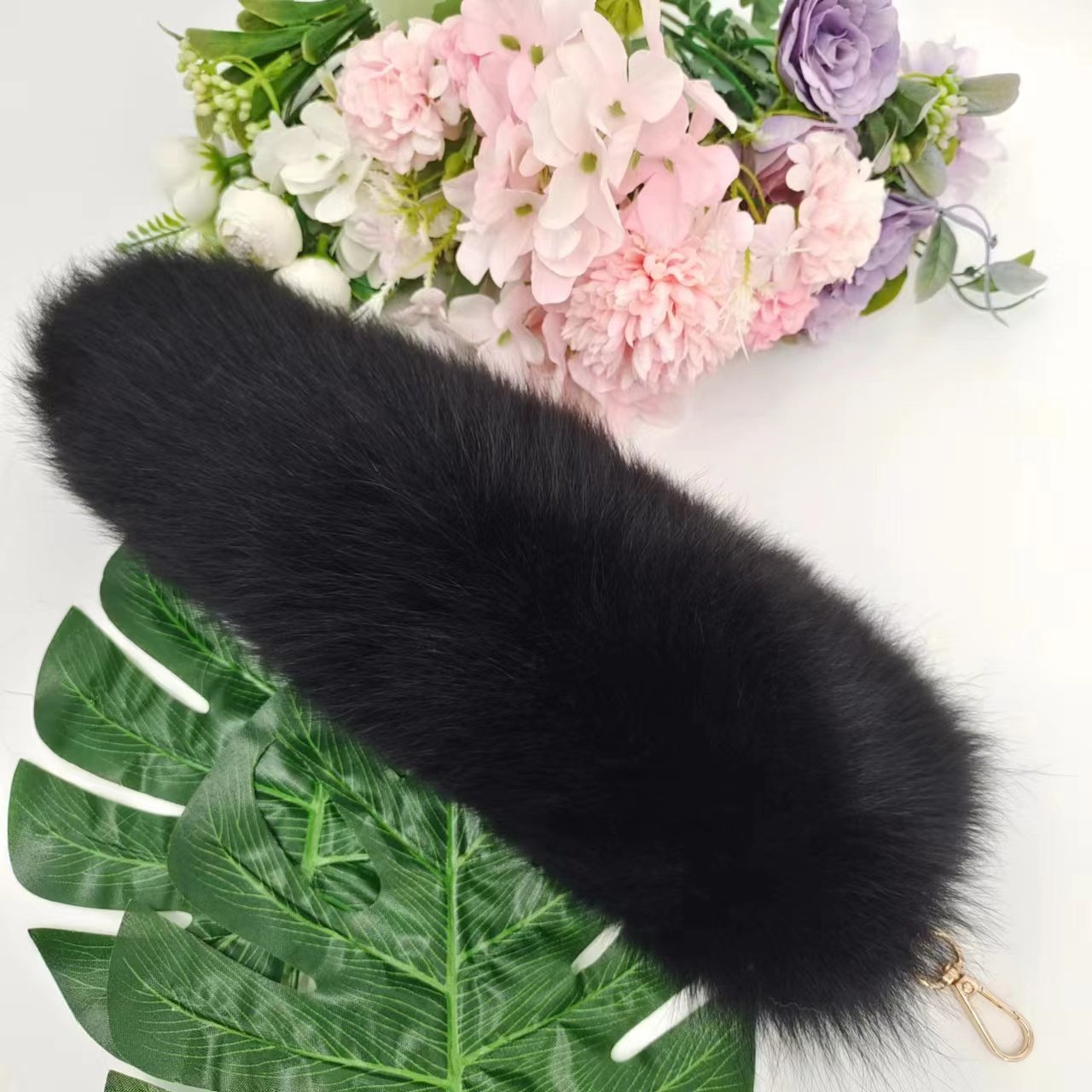 wangwufurWholesale Real Fox tail 35-40CM fluffy fox tail animal fur tail decorative accessories key chain