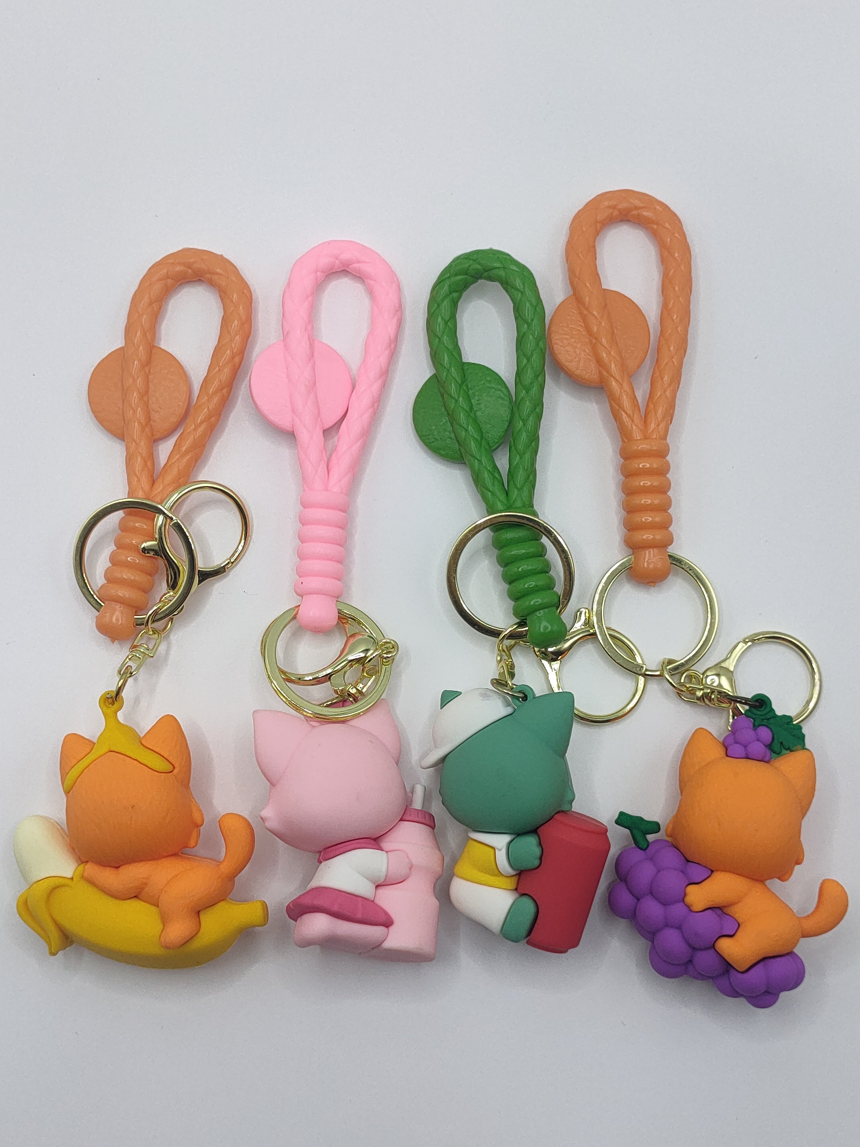 Custom Wholesale cute doll key chain 3D Cartoon PVC Key pink key charm cartoon on bag keychain 3D Soft Anime PVC Keychain