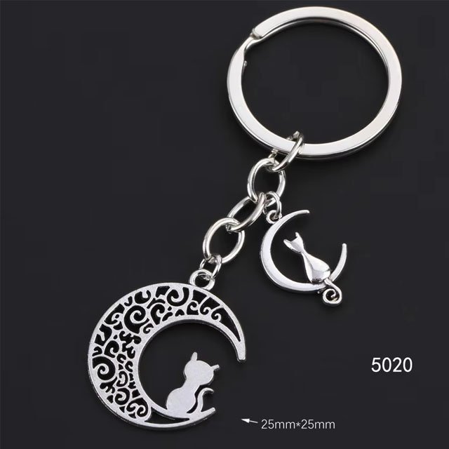 Moon Cat Womens Keychain Adorable Animal Jewelry Pendant Perfect Car Key Chain Gift for Friends Unique Wholesale