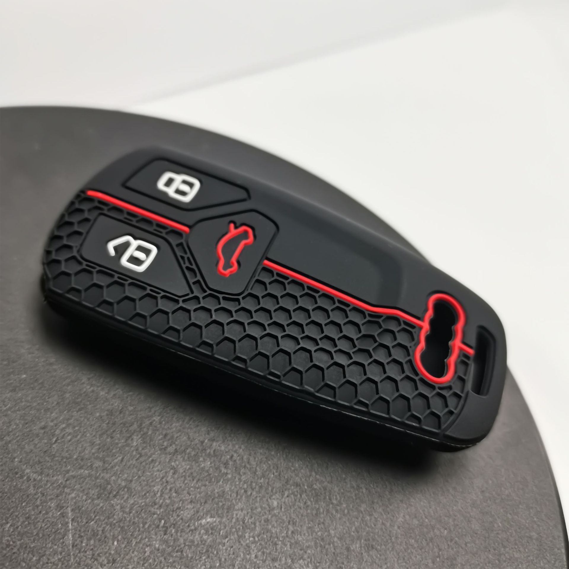 Best seller the New Design Silicone Key Cover remote control with grid and 3 Button for Audi Q7 A5 TTRS4 RS5