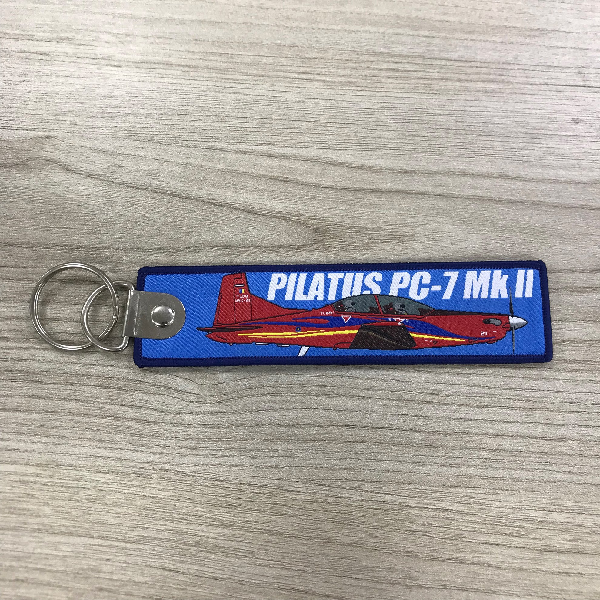 Wholesale custom high density cute anime car woven key chain promotional keychains carabiners