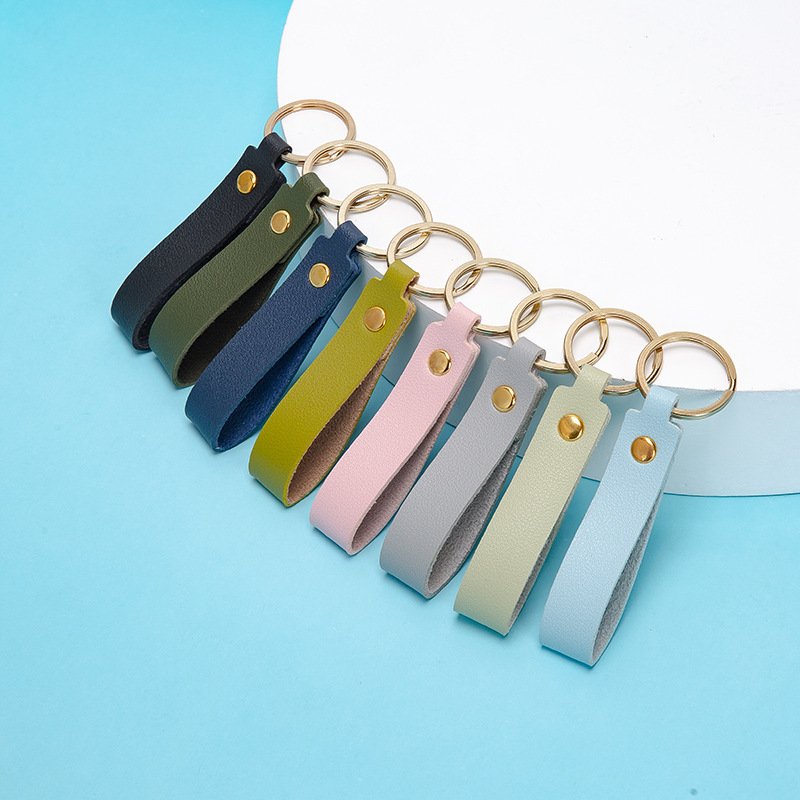 Wholesale Leather Keychain for Car Home Key Ring Strap Holder Lanyard Women Men Keychain Accessories