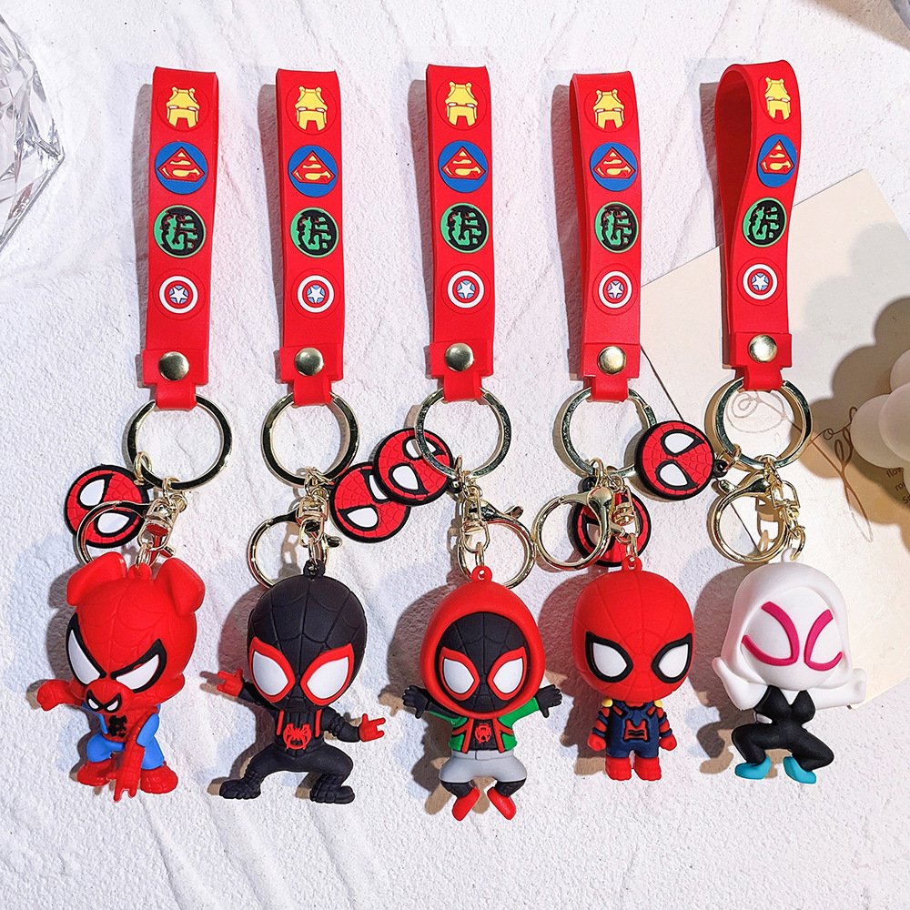 Popular 3D Cartoon Marvel Extraordinary Spider-Man pvc plastic rubber key chain pvc silicone pendant car pendant wholesale