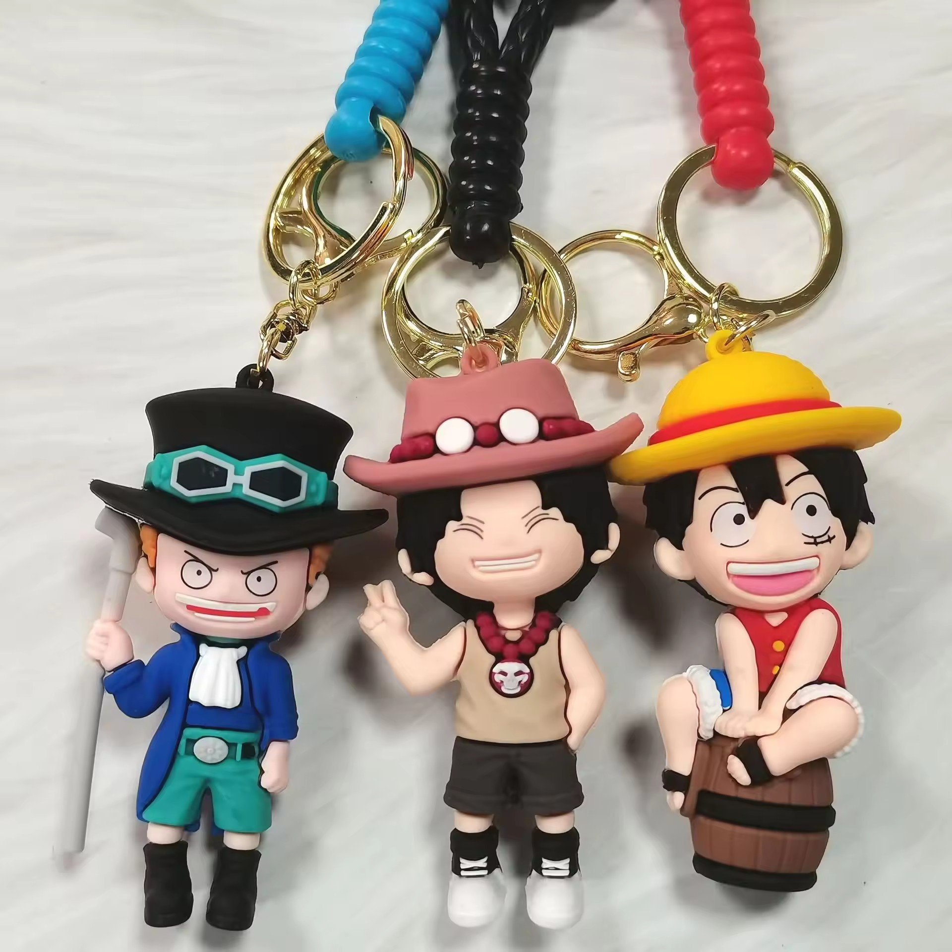 Wholesale Cartoon Keychain 3D pvc kids cute cartoon straw hat Luffy key chain ring gift Anime Keychain Accessories