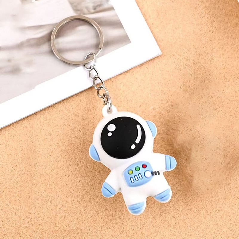 Cartoon astronaut keychain spaceman decorative key chain accessories cute bag charm 3D keychain
