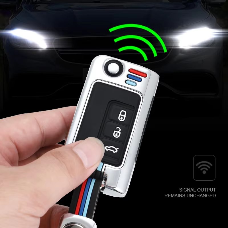Automotive Accessories Interior Zinc Alloy+Silicone Flip Car Key Cover Case Key Fob Folding Cover Suitable for Haima